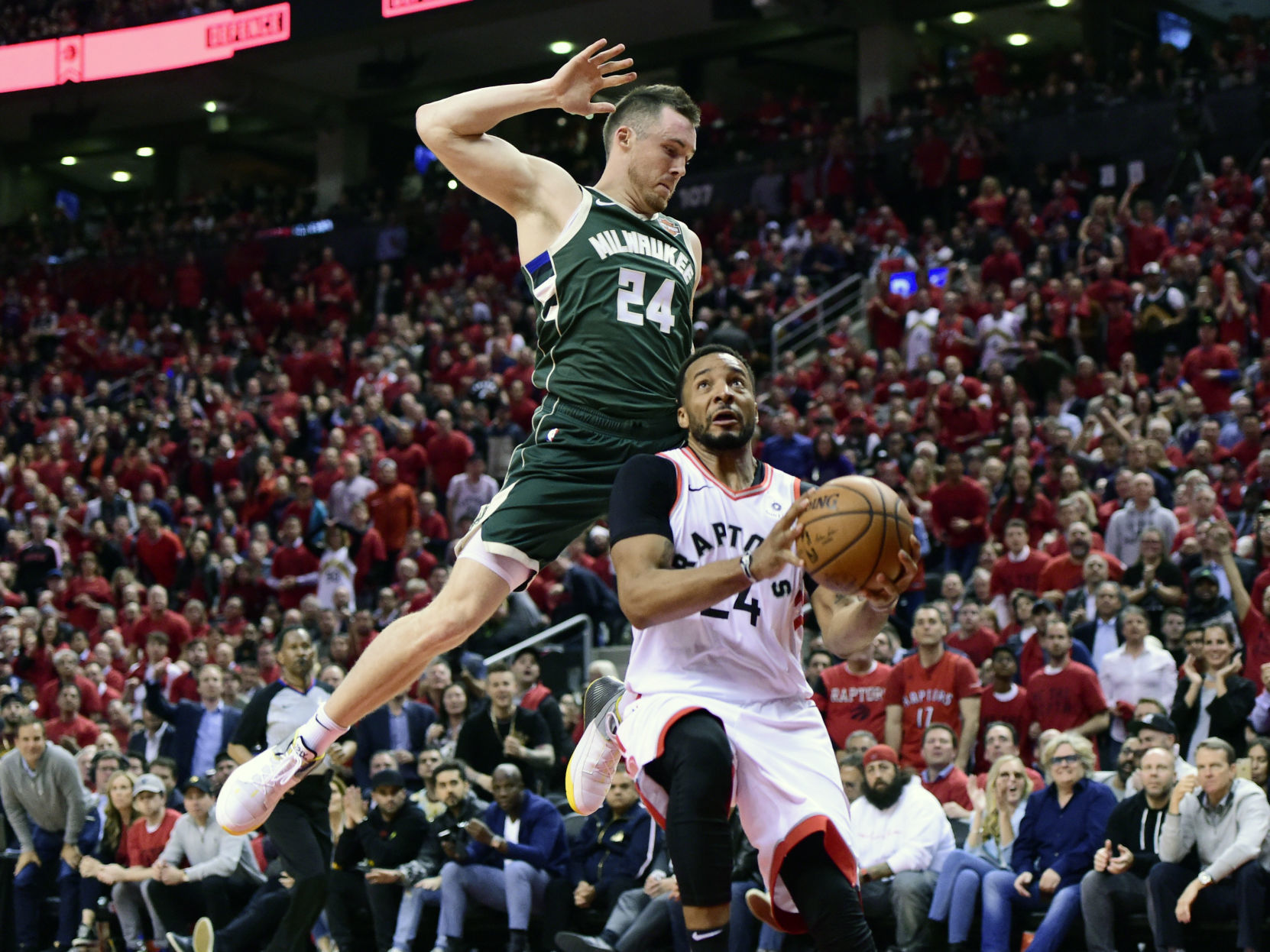 Raptors 120, Bucks 102